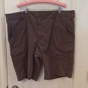 5.11 Tactical mens cargo shorts, 42